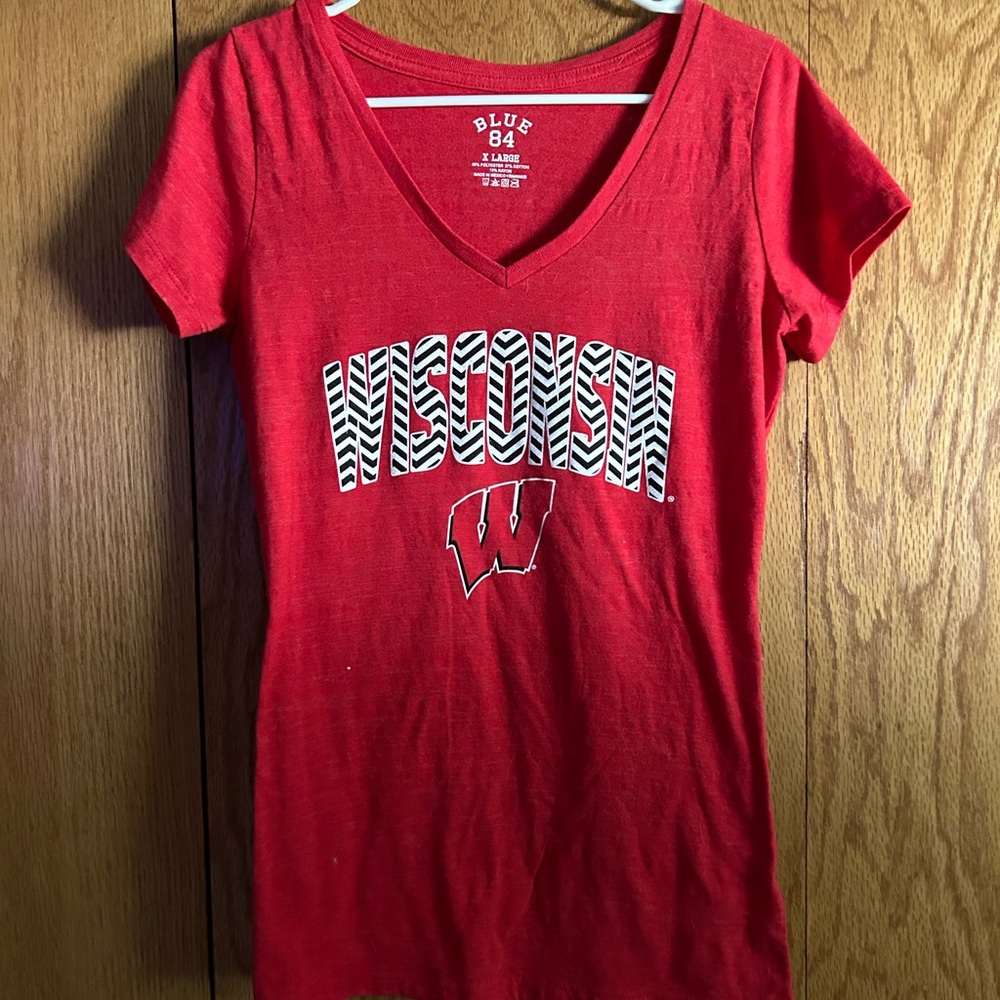 Wisconsin T-shirt size XL